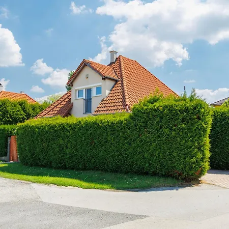 Smeraldo By Interhome * Balatonszabadi Fürdőtelep