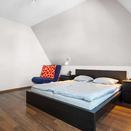 Smeraldo Villa *